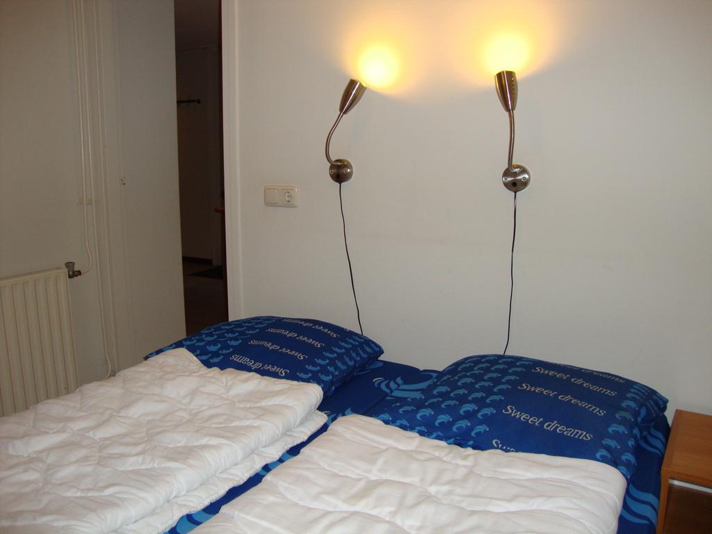 Vakantiepark De Berkenhorst Kootwijk 客房 照片
